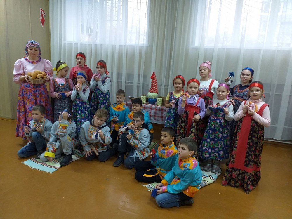 Сорока ребятами